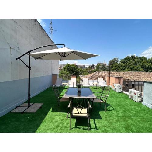 Terrazza Lavica, free parking