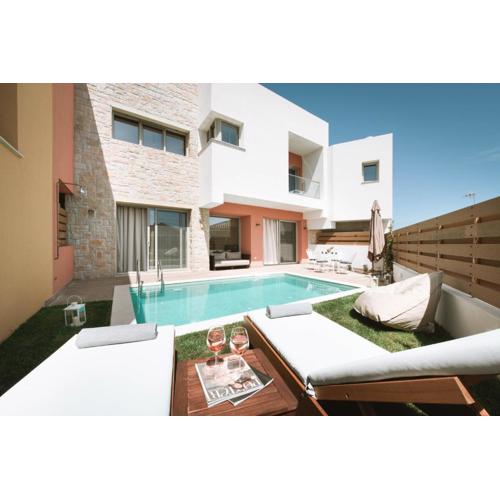 Tessera Villas & Studios Collection