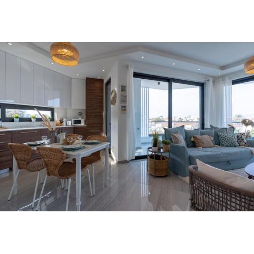 Thálassa 2-Bedroom Apartment in Larnaca