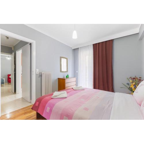 Thanasis Family Apartment