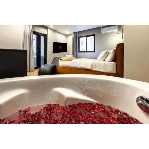 The 2BDR Obsidian Jacuzzi Stay 5min to CAI Airport