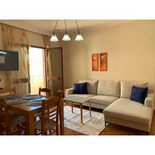The 8th floor apartment