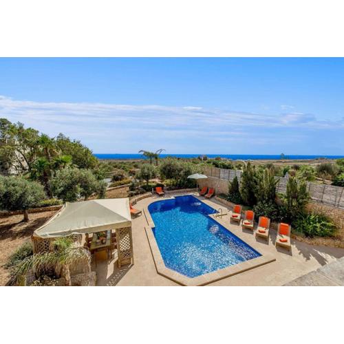 The Almonds Luxury Villa