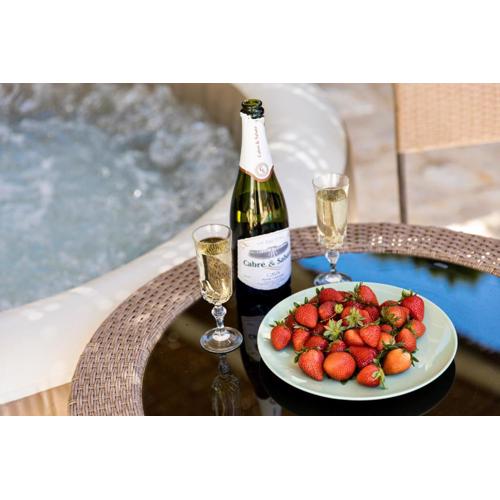 The Alou Villa 1 - Jacuzzi - BBQ - Garden - Pool