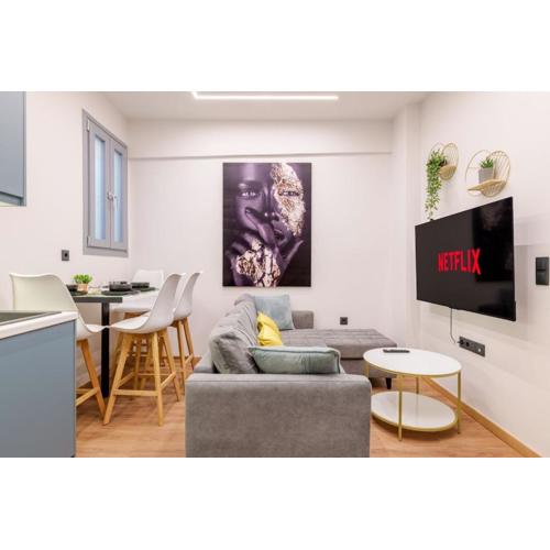 The Athens Getaway Apartment GF