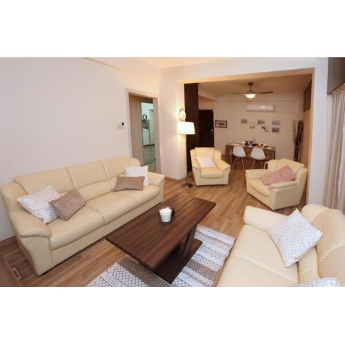 The Bridge-House Apartment
