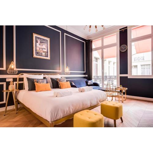 The Champs Elysées Blue Suite