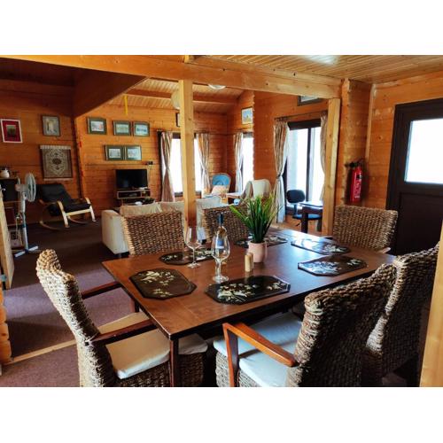 The Cosy Mountain Cabin with Stunning Views near Troodos
