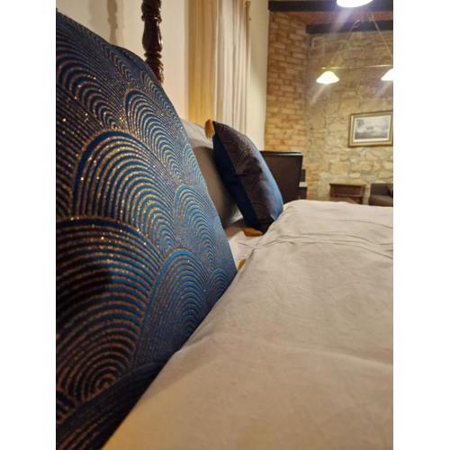 The Courtyard Suite