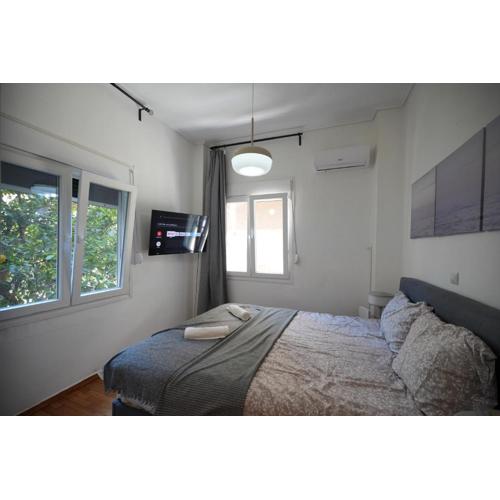 The Cozy Studio, Nea Smyrni