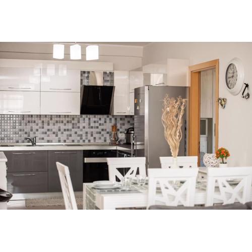 The Downtown Apartment