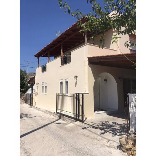 The Endless Blue Maisonette
