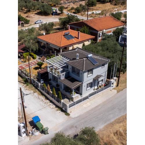 THE GREY VILLA