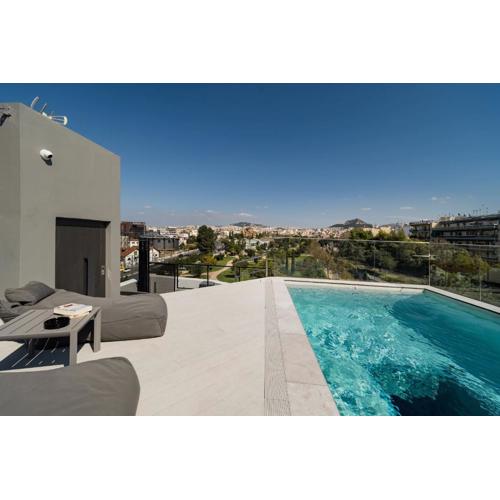The HostMaster Skyline Pool Oasis Penthouse