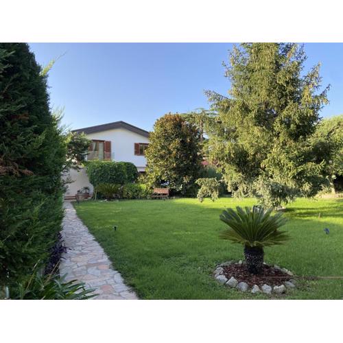 The House of Annie with magnificent garden