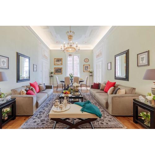 The Medieval Penthouse, Indulge among History in a Luxury 5 Bedrooms Apartment