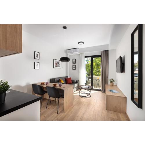 The Meta Stay - Rooftop Access 1 bedroom suite