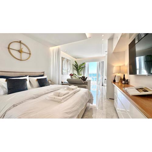 THE OCEAN - Luxury Apartment at the Harbor