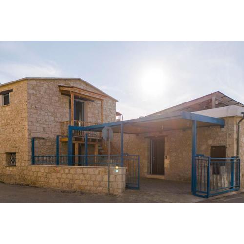 The Olive Maisonette - Two-Level Countryside Stay with Balcony and Garden Access