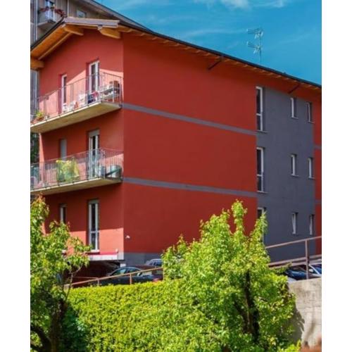 The Orange Housing in Como