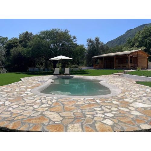 The Retreat - Cypress Lodge