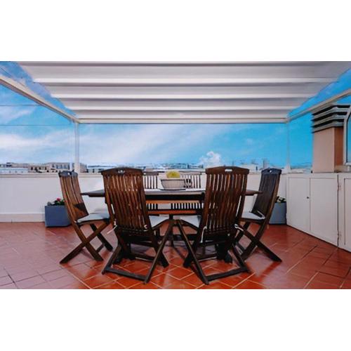 The Roof - Appartamento con terrazza al centro di Civitavecchia