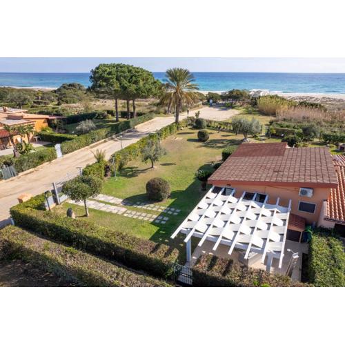 The sound of the sea -Amazing villa 30mt from the beach