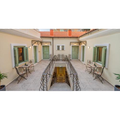 The Stone Manor , Noho boutique Thissio