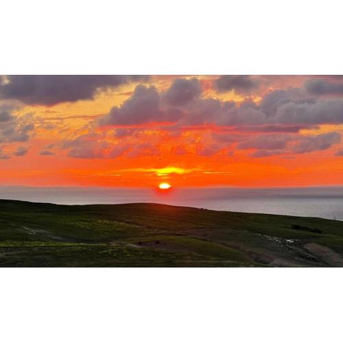 The Sunset roost