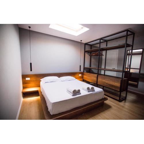 The Tirana Tophouse 4BR & BBQ Veranda