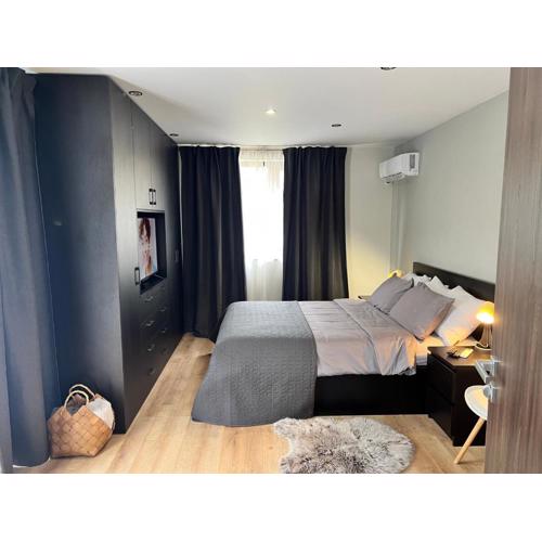 Туйковата стая The Tuikov Home Room