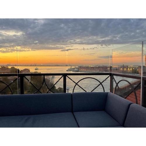 The Venice Penthouse and Rooftop-Terrace at Molino Stucky