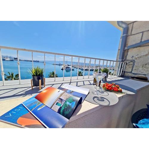 The View Apartment Split