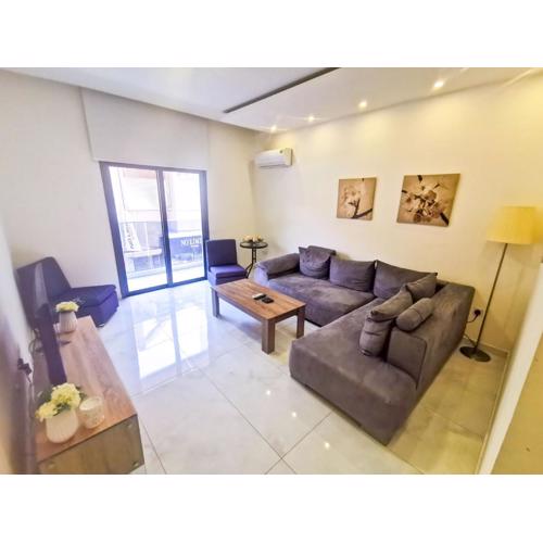 The White Pearl Apartment