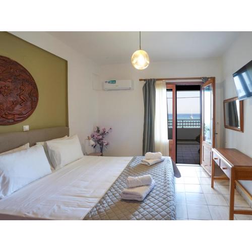 Theodora Suite by Pegasus