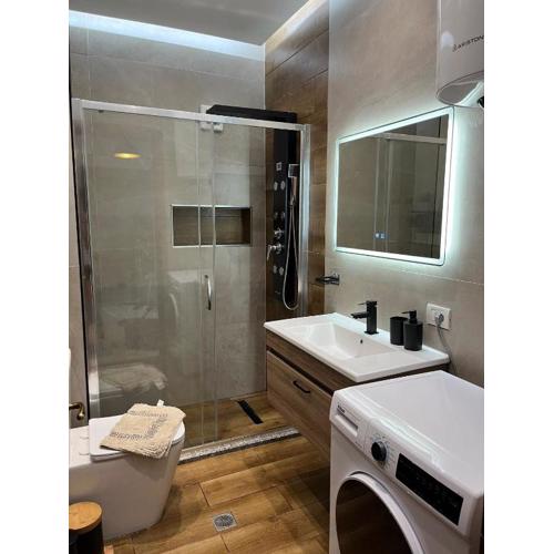Theomar Apartament