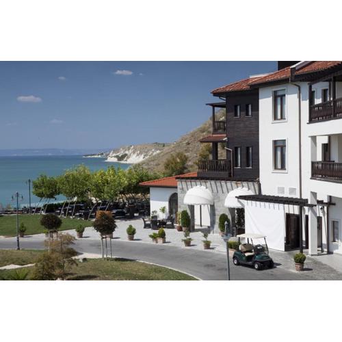 Thracian Cliffs Owners Apartments