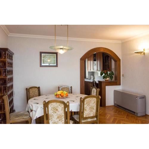 Three bedroom apartment with balcony