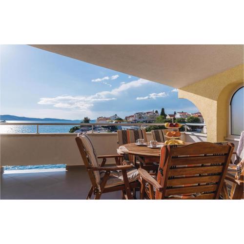 Three-Bedroom Holiday Home In Sibenik