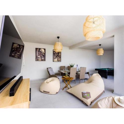 Three-Bedroom Penthouse Apartment