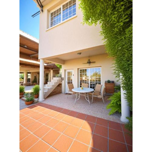 Three Bedroom with Fireplace and Piano