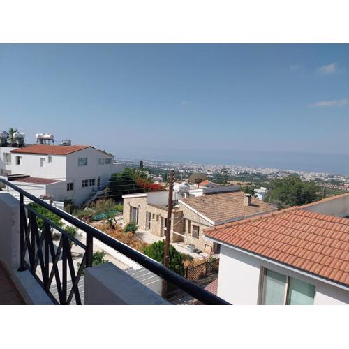 THREE BEDROOMS APT AT MESA CHORIO