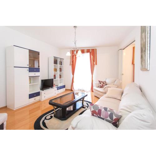 Three Wells Apartment
