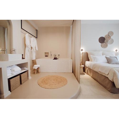 Thymises Boutique Hotel
