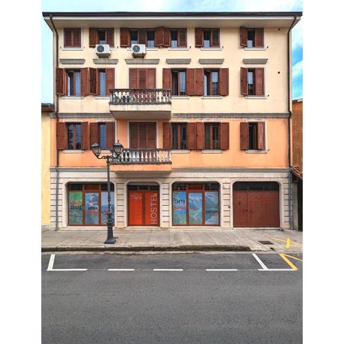 Tias Hostel