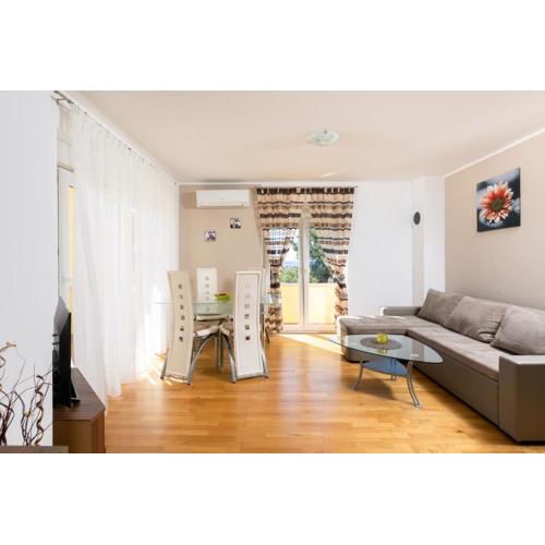 Tina - A2 first floor - MPolo