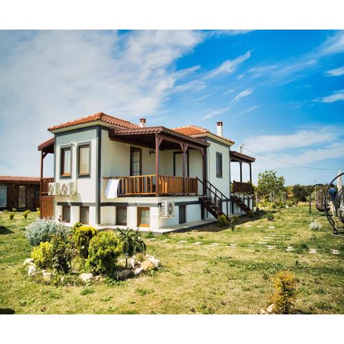 Tinos Otel & Bağ Evi 12 Yaş Üstü