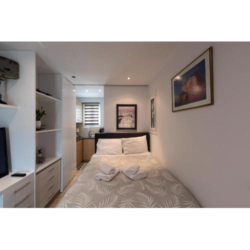 Tiny Apartment in the Centre of Athens