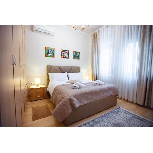 Tirana Center Apartment - Zogu I Boulevard