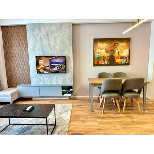 Tirana Central Golden Apartment